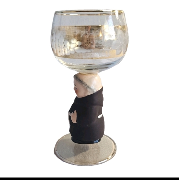 Goebel Hummel Figurine Wine Glass German Friar / Monk Gold Trim Germany Barware - Picture 4 of 8